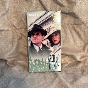 Arch of Triumph VHS Tape